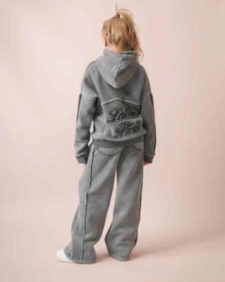 تنسيق ملابس خروج شتوي للبنات