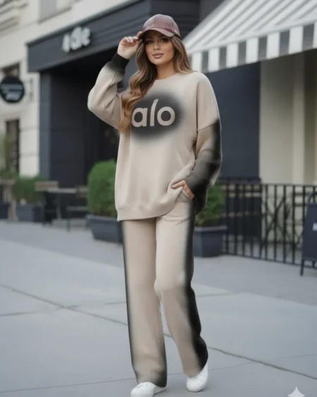 بيجامة شتوية أنيقة قطيفة وفرو للسيدات بأسعار معقولة