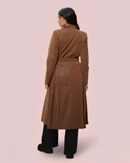 معطف جلد بني فاتح موديل من متجر زيلينا