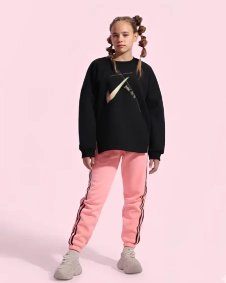 ترنج بناتي شتوي خروج لون وردي مبطن وبره.